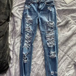 american eagle ripped jeans